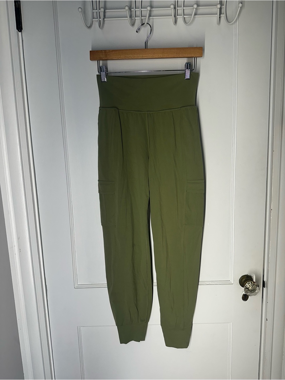 Athleta Olive Green Salutation Cargo Joggers
